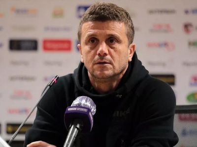 Giresunspor Teknik Direktörü Hakan Keleş geçtiğimiz sezon Süper Lig'de kümede kalma yarışında yaşadıkları zorlukları açıkladı