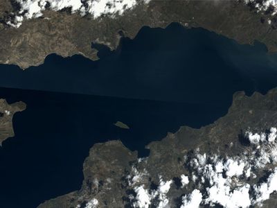 Göktürk Uydusuyla Çekilen Van Gölü Fotoğrafı Beğeni Topladı