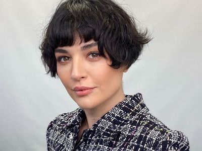 Gonca Vuslateri'nin Kamera Karşısındaki Dans Şovu!