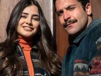Gönül Dağı'nın Asumanı'ndan çok konuşulacak pozlar geldi! 'Zarafetin vücut bulmuş hali' yorumlarını alan Hazal Çağlar'ın çok konuşulan görüntüleri