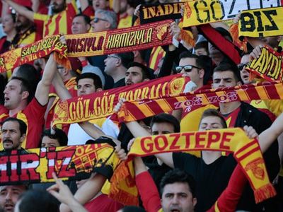 Göztepe Taraftarlarından Yoğun İlgi