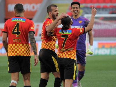 Göztepe'de Titi İle Yollar Ayrıldı