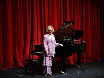 Dünyaca Ünlü Piyanist Balıkesir’de Unutulmaz Bir Performans Sergiledi