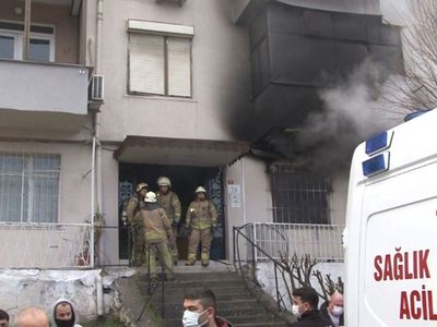 Güngören’de Yangın Çıkan Evde Akli Dengesi Bozuk Şahıs Mahsur Kaldı