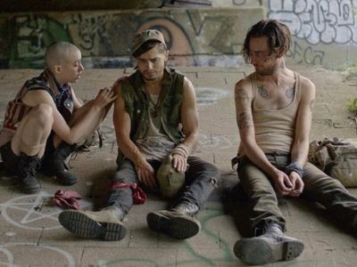 Gutterbug film konusu ve oyuncuları