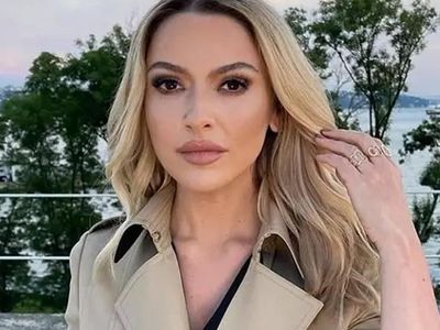 Hadise Servetini Harcarken Annesini de Unutmadı, Belçika'dan Milyonluk Ev Satın Aldı!