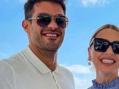 Hadise’nin Sevgilisi Mehmet Dinçerler Bombayı Patlattı: Evlilik Sinyalini Sosyal Medyadan Paylaştı!