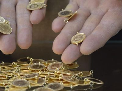 Haftanın son işlem gününde altın fiyatları: Gram altın, çeyrek altın, yarım altın, tam altın kaç TL? (19 Nisan 2024)