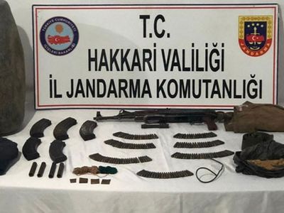 Hakkari’de Toprağa Gömülü Silah Ve Mühimmat Yakalandı