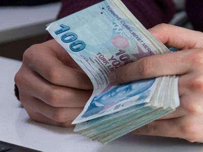 Halkbank’tan nakit ihtiyacı olanlara önemli duyuru: 12 ay geri ödemesiz 300 bin TL kredi verilecek! Şartlar belli oldu