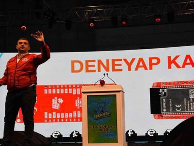 Haluk Bayraktar görevi devretti: T3 Vakfı yeni başkanı Elvan Kuzucu Hıdır oldu