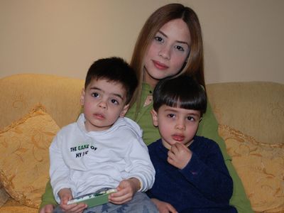 Hamileyken hamile kalan annenin süperfetasyon bebekleri büyüdü