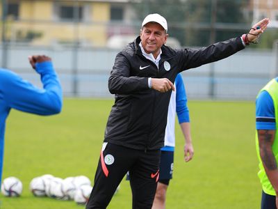 Hamza Hamzaoğlu Rizespor'da Kötü Günleri Atlatmak İstiyor!