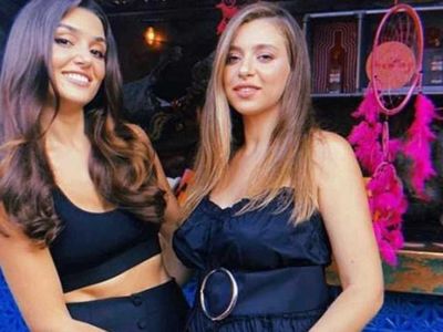 Hande Erçel'in ablası Gamze Erçel sosyal medyayı sallamaya devam ediyor! Transparanlı mini elbiseli bu pozu çok konuşulacak