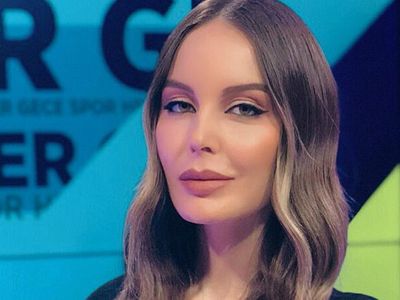 Hande Sarıoğlu İsyan Etti!