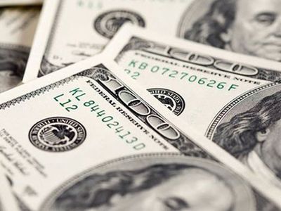 Hanehalkı Son Hafta İçerisinde Bir Milyar Dolar Döviz Bozdu