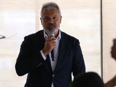 Hatay Stadyumu'nda Onarım Çalışmaları Devam Ediyor