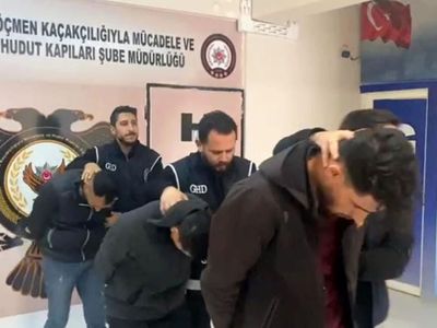 Hatay’da 13 göçmen kaçakçısı yakalandı!