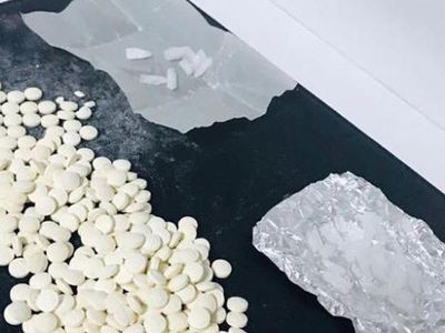 Hatay'da Uyuşturucu Ve Tabanca Fişeği Yakalandı