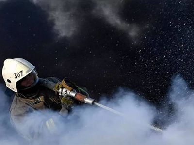 Hava üssünde patlama: Çok sayıda kişi hayatını kaybetti