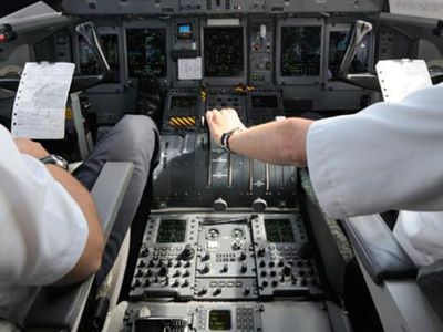 Havada korku dolu anlar: Pilotlar uyuya kaldı ortalık karıştı