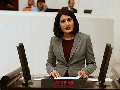 HDP'li Semra Güzel'in Dosyasında Çarpıcı Detay! Bir Dakikada Milletvekili Oldu
