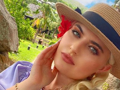 hell0busra ismiyle bilinen ünlü Influencer Büşra Duran Gündüz Kimdir? Influencer Büşra Duran Gündüz Kaç Yaşında ve Kiminle Evlidir?