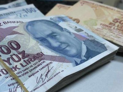Herkesin cebi parayla dolacak! Kefil şartı aranmadan 10.000 TL ihtiyaç kredisi Halk Bankası'ndan geldi