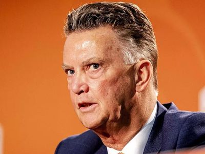Hollanda-Türkiye Karşılaşması Öncesi Teknik Direktör Louis Van Gaal'den İddialı Açıklamalar!