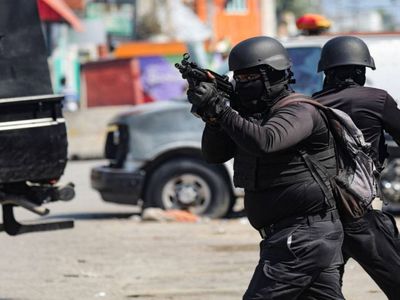 Hükümet kontrolü kaybetti başkent çetelerin eline geçti: Haiti’den kaçmak isteyen 10 bin dolar ödemek zorunda