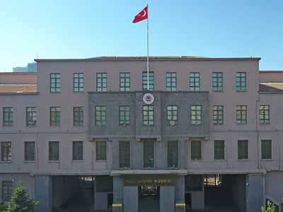 Hulusi Akar'dan Yunanistan'a Tepki Geldi: "Saldırgan Söylemler İçindeler"