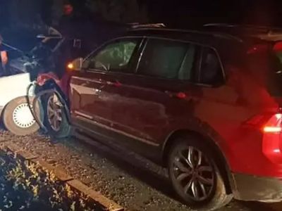 Hurdaya dönen araçta can pazarı: 2 ölü ve 4 yaralı var