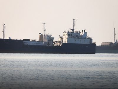 Hürmüz Boğazı'nda tanker krizi: İran izinsiz geçiş yapan gemileri geri çevirdi