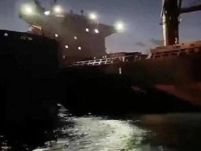 Husilerden açık tehdit: Kızıldeniz'de ABD gemileri hedef alındı