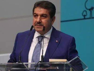İBB Meclis Grubu Toplantısı'nda Tevfik Göksu'dan İmamoğlu'na Sert Çıkış