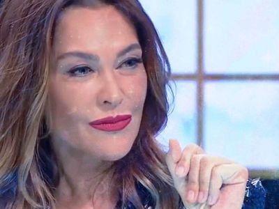 Hülya Avşar kimdir, evli mi ve nereli? Hülya Avşar kaç yaşında?