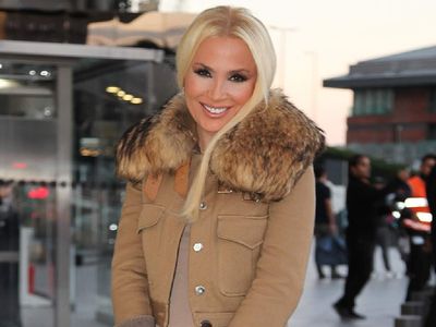 İbo Show Lerzan Mutlu kimdir, nereli, evli mi? Lerzan Mutlu kaç yaşında, gerçek adı nedir? Lerzan Mutlu hayatı ve biyografisi