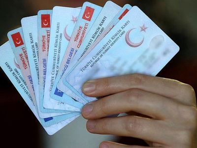 İçişleri Bakanlığı Açıkladı: E-İmza 10 Ocak İtibariyle Kimlik Kartlarına Yüklenmeye Başlanacak