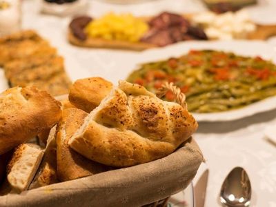 İftara yetişecek pratik yemek tarifleri