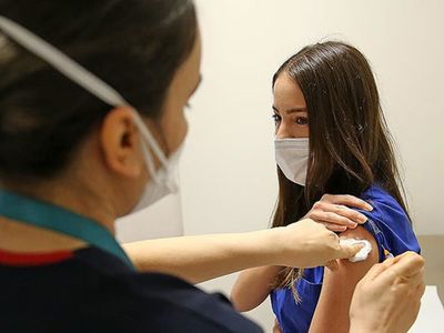 İkinci Doz Kovid-19 Aşısı 20 Milyonu Aştı