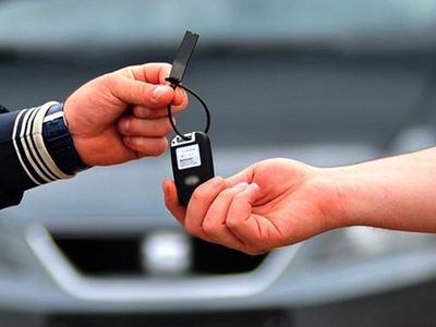 İkinci El Otomobil Almayı Düşünenler Dikkat! Tarih Verildi Fiyatlar Yüzde 50 Düşecek