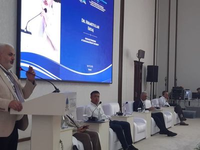 İlahiyat Fakültesi dekan yardımcısı doç. dr. Ertaş, uluslararası İslam medeniyeti forumunda BEUN'u başarıyla temsil etti