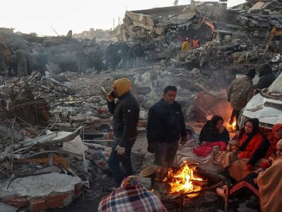 İletişim Başkanlığı açıkladı: Depremzedelerin tahliye noktaları belli oldu