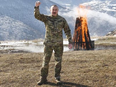 İlham Aliyev Şuşa'da Nevruz Ateşini Yaktı