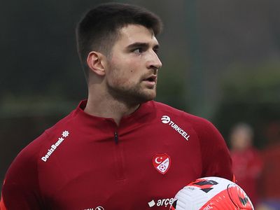 İlk Kez A Milli Takım'a Seçilen Ersin Destanoğlu'ndan Çarpıcı Açıklamalar!