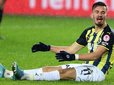 İlker Yağcıoğlu'ndan Fenerbahçeli Mergim Berisha'ya Sert Eleştiriler Geldi!