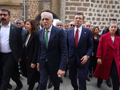 İmamoğlu Mardin'de: Tahmin edemedikleri kadar dirençliyiz