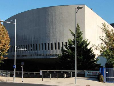 İngiliz Dilbilimi DGS 2022 taban puanları ve bölüm kontenjanları
