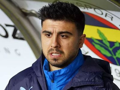 İngiliz ekibi Watford'un küme düşmesi sonrası Fenerbahçe'nin Ozan Tufan transferinde belirlediği plan rafa kalktı!