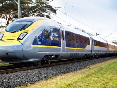 İngiltere ile Avrupa arasında yapılıyordu: Eurostar tren seferleri sel nedeniyle askıya alındı